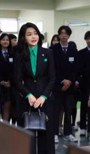 韩国总统夫人金建希黑色一粒扣修身显瘦西装港式复古绿色衬衫外套