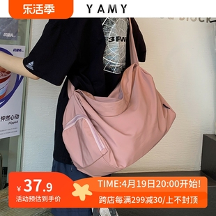 yamy大容量挎包女健身包行李(包行李)背包旅游包包，大包运动包旅行包斜挎包