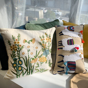 uq58美式沙发客厅抱枕套，全棉刺绣靠飘窗卧室，午睡趴趴枕花花