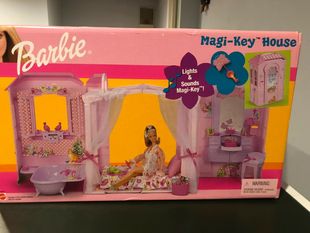 barbiemagi-keyhouse2000古董芭比娃娃粉红甜甜屋，卧室家具