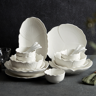白色碗碟套装家用轻奢碗筷高级感颜值简约乔迁日式陶瓷盘子碗餐具