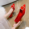 婚鞋女2021年结婚鞋子新娘鞋孕妇平底粗跟低跟中式红色秀禾鞋