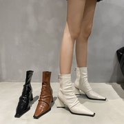 法式短靴女2023春秋季复古时尚百搭马丁靴粗跟高跟尖头瘦瘦靴