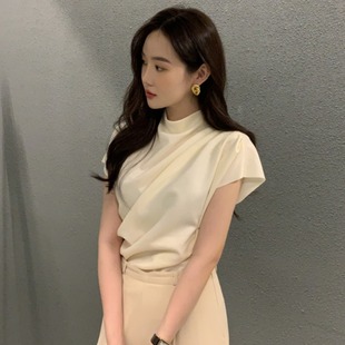 韩国chic夏季减龄时尚小众，优雅高级感立领，斜褶独特设计衬衫上衣女