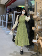 ～秋季绿色娃娃领连衣裙桔梗茶歇法式长裙