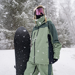 单板滑雪服女上衣，户业防风防水宽松保暖滑雪