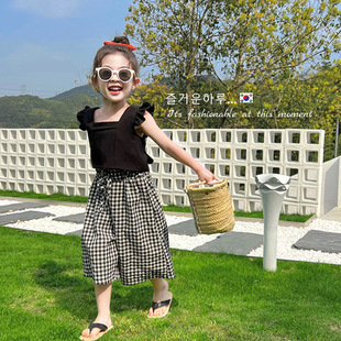 韩版女童夏季黑色花边背心，套装儿童洋气短袖，格子阔腿裤薄款两件套