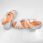 A霸拉丁舞鞋少儿软底舞蹈鞋儿童白色拉丁鞋女童专业跳舞鞋女比赛