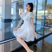 白色初恋蕾丝连衣裙泡泡袖系带镂空小洋装生日派对小礼服平时可穿
