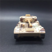 正版日版坦克车装甲车，两栖突击车模型合金回力模型，车摆件玩具