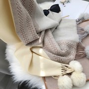 日本围巾女冬季可爱少女，仿羊绒百搭长款乳白拼接兔毛吊球保暖披肩