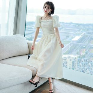 MIUCO纯白色优雅长裙方领宫廷泡泡袖褶皱高腰气质连衣裙