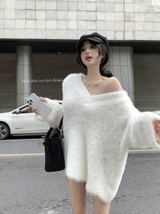 柜台品质白色v领套头针织，毛衣女装秋季外穿长袖中长款宽松露肩慵