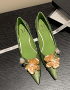 精致手工elegant花朵气质尖头单鞋，中跟细跟女鞋子，真皮珍珠水钻鞋