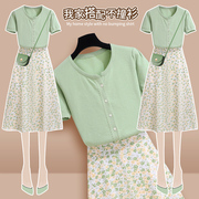 绿色碎花连衣裙女夏季2023年小个子温柔风茶歇法式两件套装裙