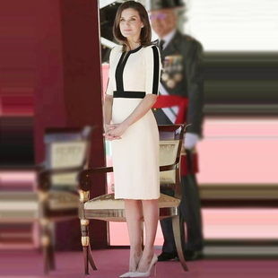 凯特王妃明星同款夏季高级感气质职业女装轻奢优雅小香风连衣裙女