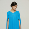 GNAY设计师品牌宝石蓝垂感针织面料复古披风连衣裙