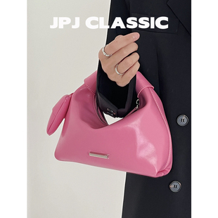 jpjclassic牛皮新月包女单肩斜跨ins风饺子包百搭时尚通勤腋下包