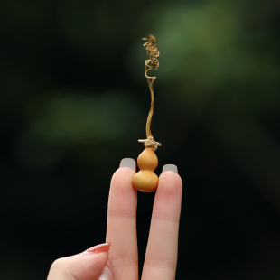 天然迷你把玩特小手，捻草里金葫芦籽种子文玩，小把件胡芦孑挂件