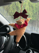 汽车车挂车载挂件，后视镜装饰品可爱熊熊毛绒玩具摆件兔年生日礼物