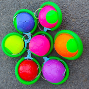 儿童跳跳球弹力球幼儿园礼物奖品，小学生成人健身宝宝甩甩球玩具球