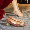 低跟红色婚鞋女2024春夏法式新娘秀禾婚纱两穿水晶亮片订婚鞋