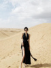 三亚沙漠海边度假沙滩裙露背黑色，法式挂脖吊带连衣裙女夏季长裙子