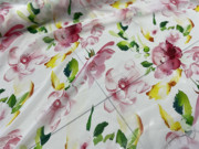 白底绿叶粉红月季花数码喷绘12姆米03乔其纱桑，蚕丝时装面料连衣裙