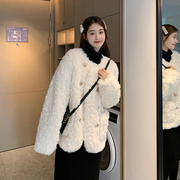 韩版冬季高级感小香风羊羔，毛白色(毛白色)毛毛外套，女皮毛一体加厚上衣