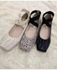 日系古典芭蕾舞鞋方头交叉平底浅口甜美猪鼻鞋舒适玛丽珍鞋女单鞋