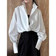 设计感小众立V领白色衬衫女2024春装高级慵懒风叠穿廓形上衣