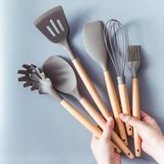 日式硅胶厨具家用烹饪器具，套装带木柄，不粘锅铲勺家用厨房耐高温