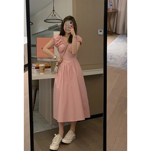 veee甜茶裙粉色显瘦v领泡泡，袖设计感褶皱优雅长款法式连衣裙