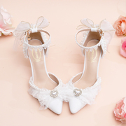 白色蕾丝蝴蝶结Lolita少女美凉鞋一字式中空腕带高跟花嫁新娘女鞋