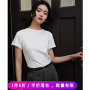 徐莫西(徐莫西)法式简约风，紫色圆领修身短袖t恤女夏款设计感小众收腰上衣