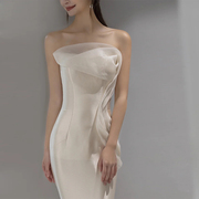 鱼尾收腰年会晚礼服裙性感抹胸，新娘气质优雅出门纱，白色缎面礼服