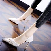 韩版2023法式优雅褶皱尖头细跟单鞋，女中空性感高