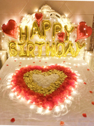 生日气球装饰玫瑰花瓣情人节表白求婚浪漫周年纪念日房间场景布置
