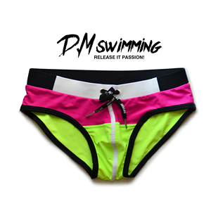 d.m男泳裤低腰性感三角裤拼色时尚，潮沙滩泳池网红派对欧美个性潮