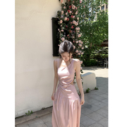 雨菲粉色吊带连衣裙女2024春季设计感甜美高腰显瘦百搭长裙子