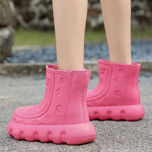 网红雨鞋女款外穿时尚防水鞋防滑水鞋短筒踩屎感短靴软底雨靴