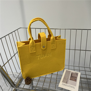 黄色毛毡简约字母磁扣手提便当包小拎包饭盒袋手提袋