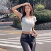 韩国直邮纯色紧身短袖U领T恤女夏季修身短款高腰贴身上衣