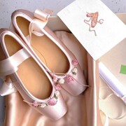 复古方头交叉绑带，外穿芭蕾舞鞋女2024年百搭蔷薇，花朵绸缎单鞋
