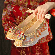 高跟红色民族风秀禾婚鞋复古坡跟绣花女布鞋，中式新娘婚鞋配汉服鞋