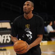 湖人队kobe纪念科比，t恤黑曼巴夏季nba，篮球衣服学生短袖男装