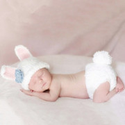 可爱婴儿摄影服装影楼，新生儿拍摄道具兔子造型，宝宝满月照小兔衣服