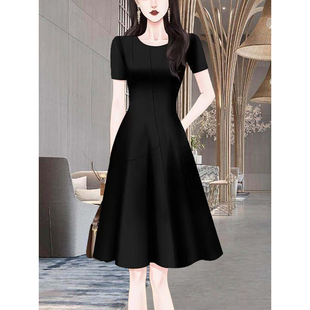 高级感质感黑色短袖连衣裙，2023夏季女装气质职场ol小个子裙子