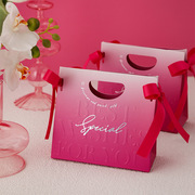 喜糖盒结婚糖盒欧式婚礼，喜糖袋高级感创意网，红订婚小众袋
