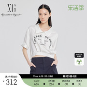 XG雪歌抽绳收腰设计白色衬衫2024夏季通勤简约字母印花上衣女